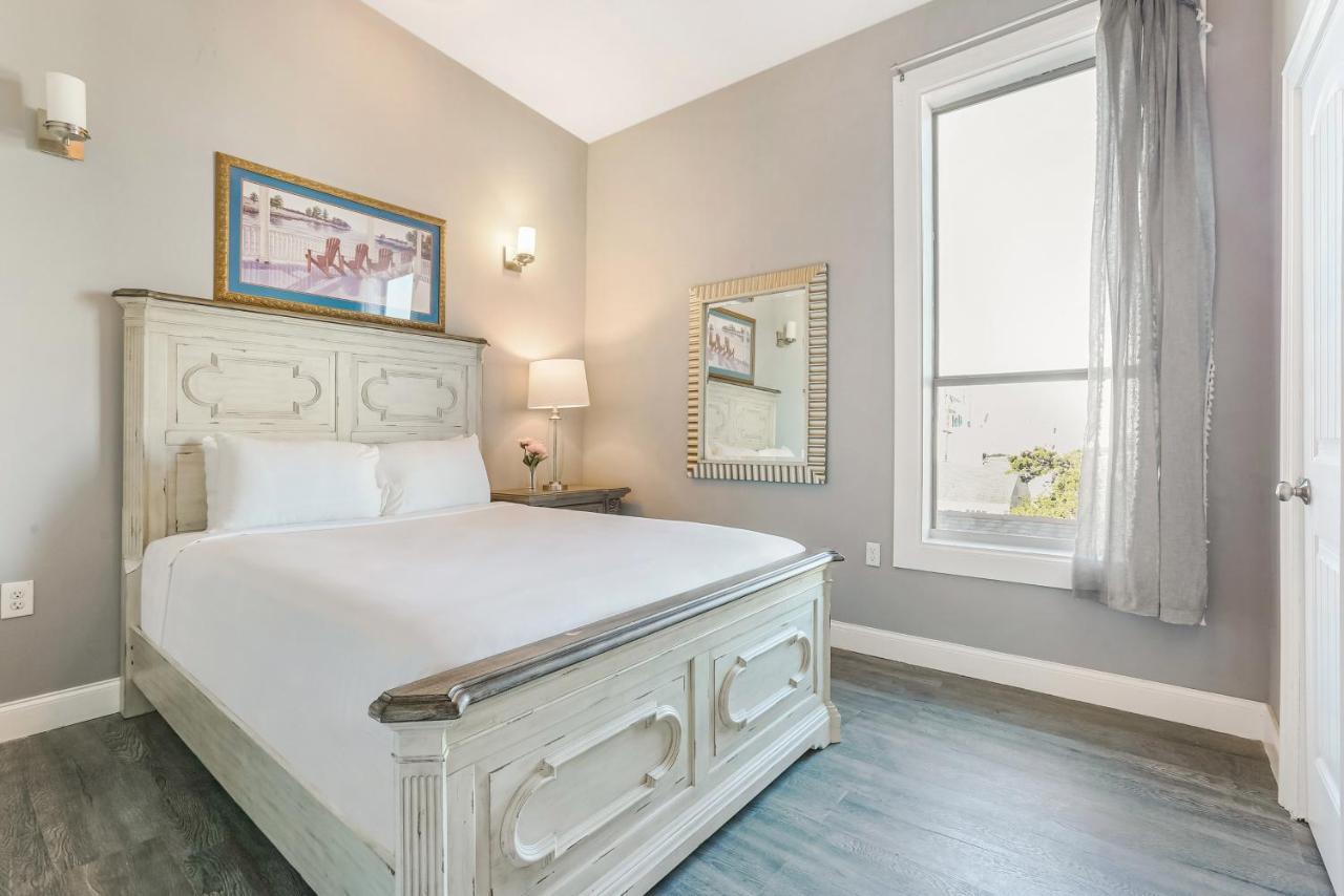 5Br Penthouse Steps To The Streetcar & Fq Apartment New Orleans Luaran gambar